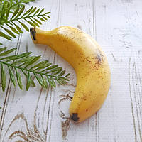Сувенірна мило ручної роботи "Банан"