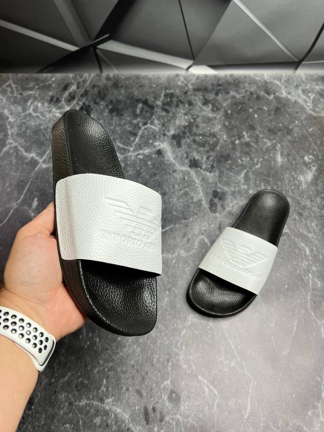 Купить Мужские шлепанцы Emporio Armani OS561 белые, цена 1399 ₴ — Prom ...