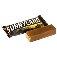 Батончик с арахисом и карамелью в шоколадно-молочной глазури "Sunnyland" 38г