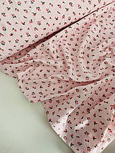 Муслін (бавовняна тканина) трояндочки на світло-рожевому (0,8*1,35 м)