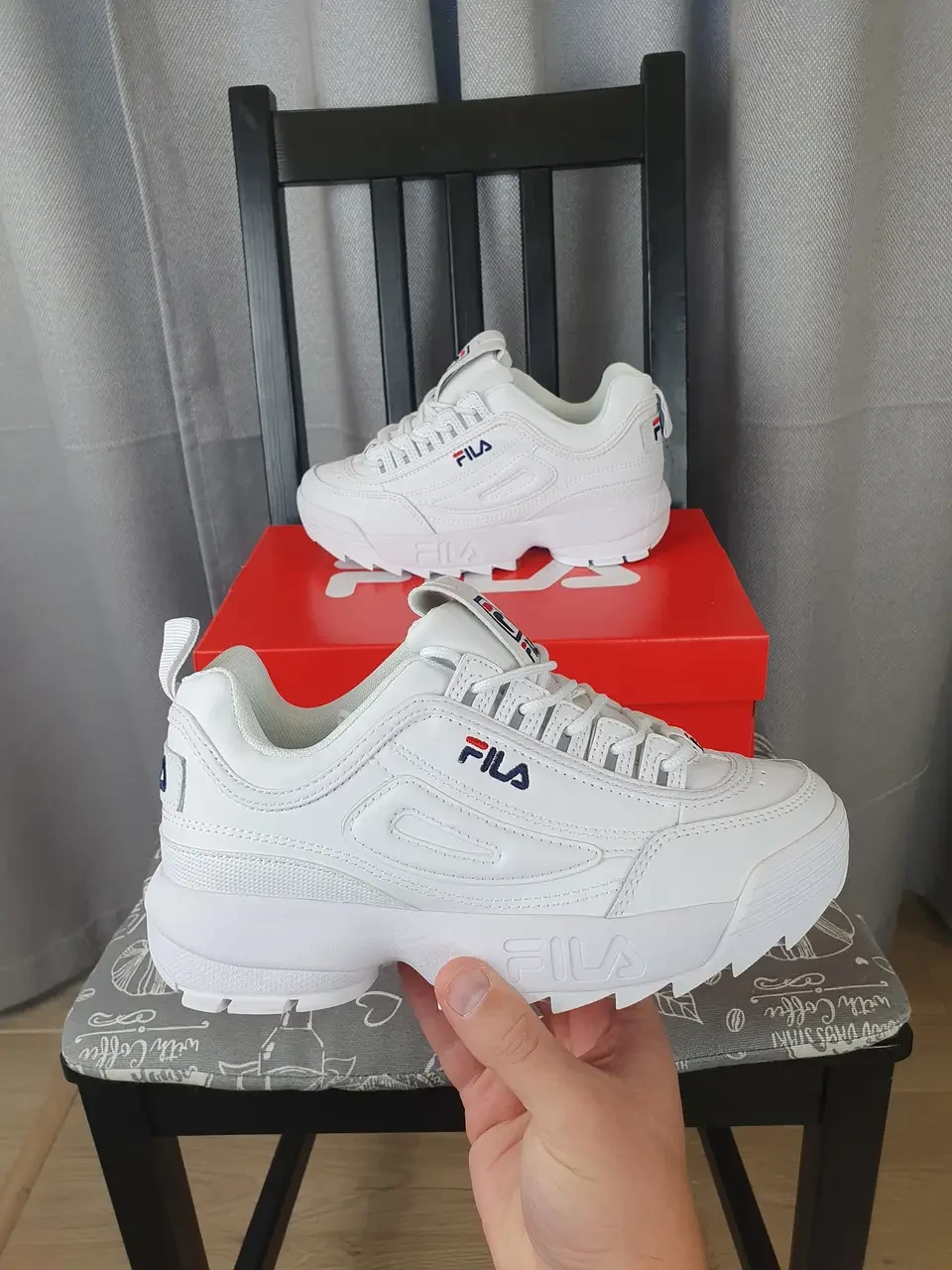 Жіночі кросівки білі Fila Disruptor 2 White. Кроси Філа Дисраптор 2 жіночі демісезонні весна осінь білі