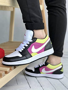 Кросівки жіночі чорні Nike Air Jordan 1 Retro Low (06331) 39