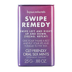 М’ята солодощі Біджоу розриваються пальцями