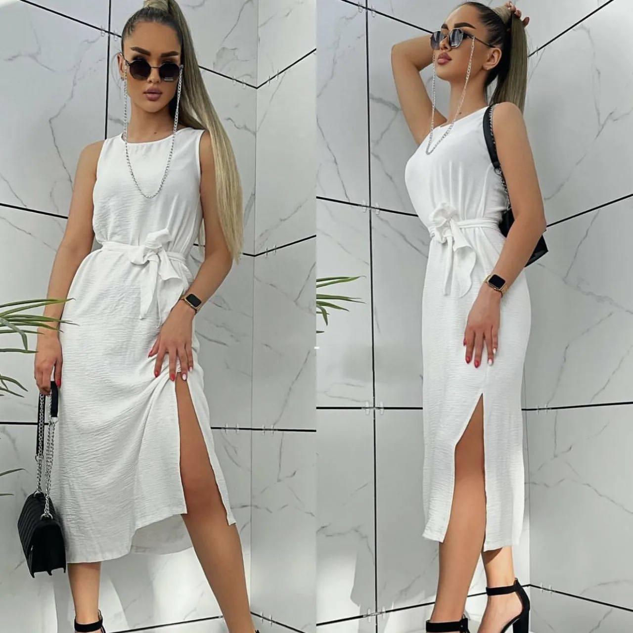 Літнє легке плаття в підлогу з розрізом і поясом