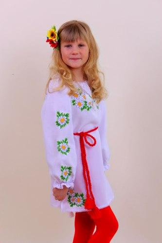 Детское вышитое платье для девочки Ромашки,нарядное,длинный рукав,габардин Рост104,110,116,122,128,134,140 - фото 4 - id-p1560562232