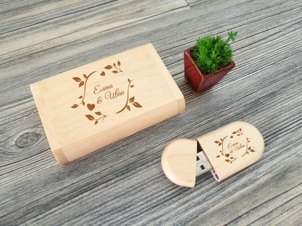 Дерев'яна USB флешка з гравіюванням імен для зберігання сімейних фото, 16-32 Гб