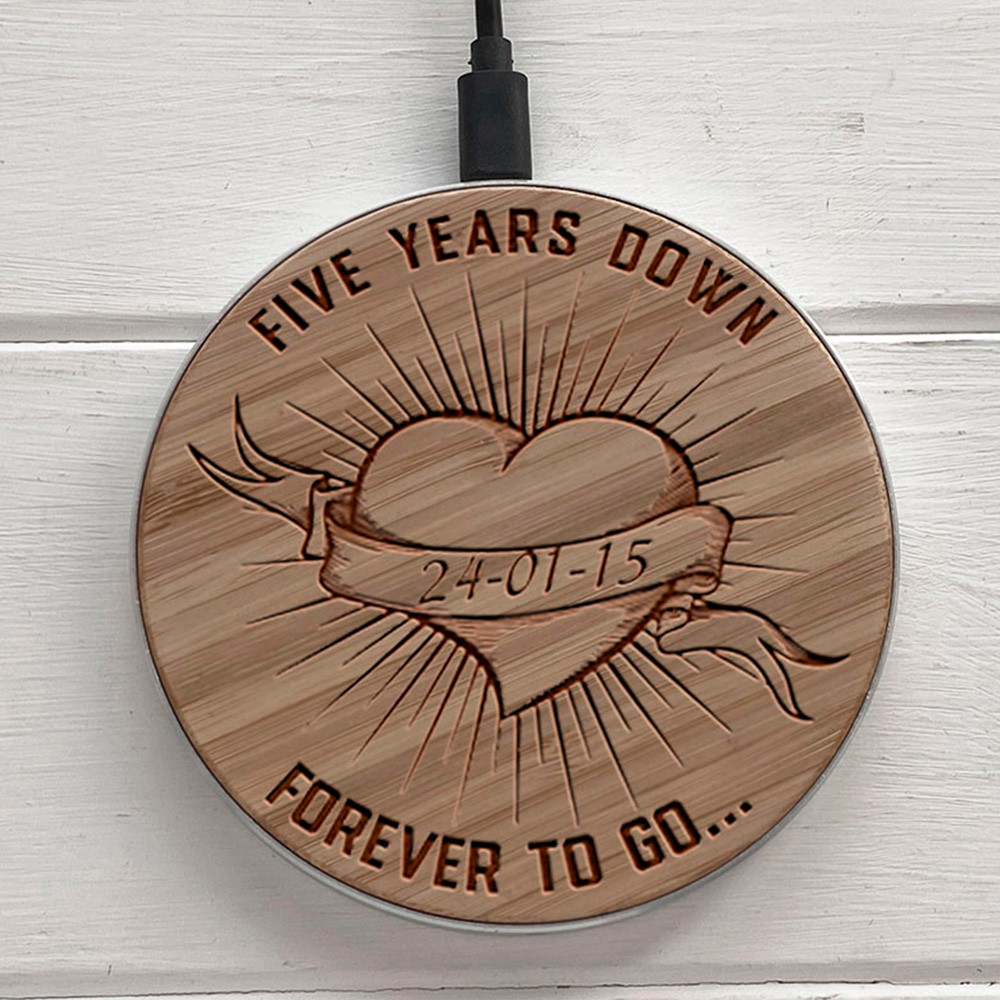 Бездротова Дерев'яна зарядка з індивідуальним гравіюванням Heart 3 "SkinWood" GrawFC-022, фото 1