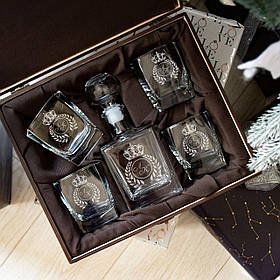 Набір для віскі з іменним гравіюванням Графин 500 мл і склянки 300 мл Подарунок чоловікові шефу DS-0029