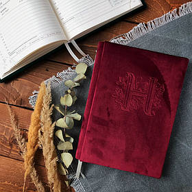 Нотатник з тисненням імені з велюру "Monograma" А5, Червоний