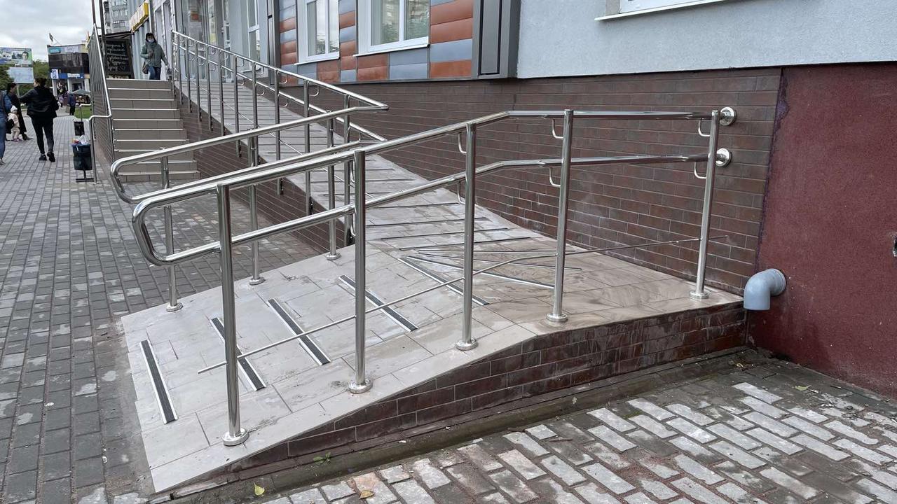 Перила на пандус для інвалідів з нержавійки, бокової 1 ригель, фото 1