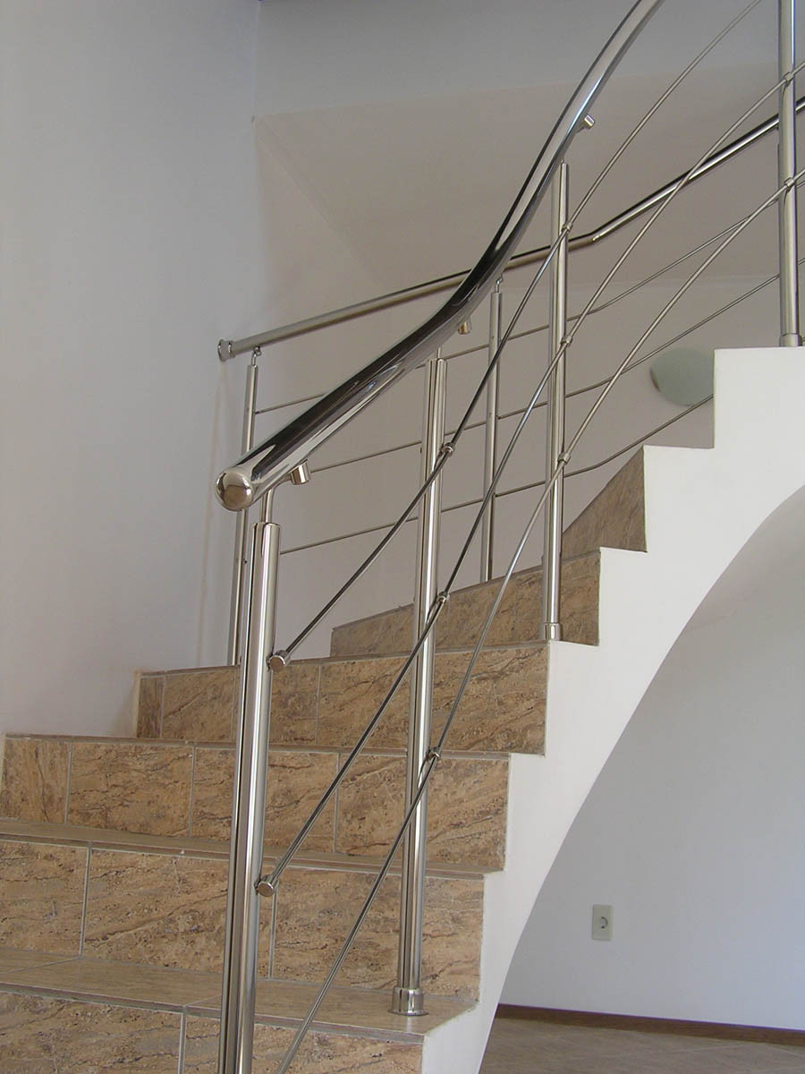 Поручні для сходів із неіржавкої сталі