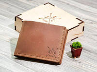 Мужское портмоне из натуральной кожи с индивидуальной гравировкой на заказ + Деревянная коробка