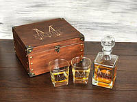 Стеклянный набор графин и стаканы для виски с именной гравировкой на подарок мужчинам DS-0015