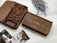 Подарочная коробка для фото и флешки из дерева с гравировкой