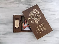 Дерев'яна коробка для весільних фотографій та флешки, знімна кришка на магнітах на 80 фотографій