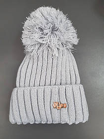 Зимова в'язана шапка з помпоном Gray