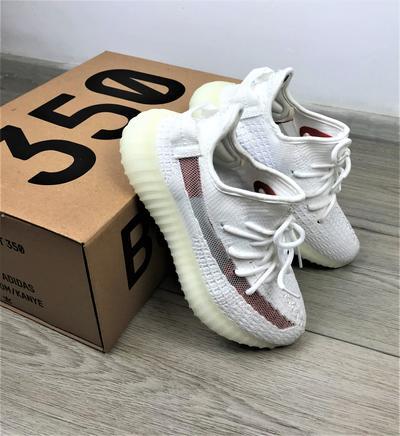 Yeezy adidas cheap oro e bianche