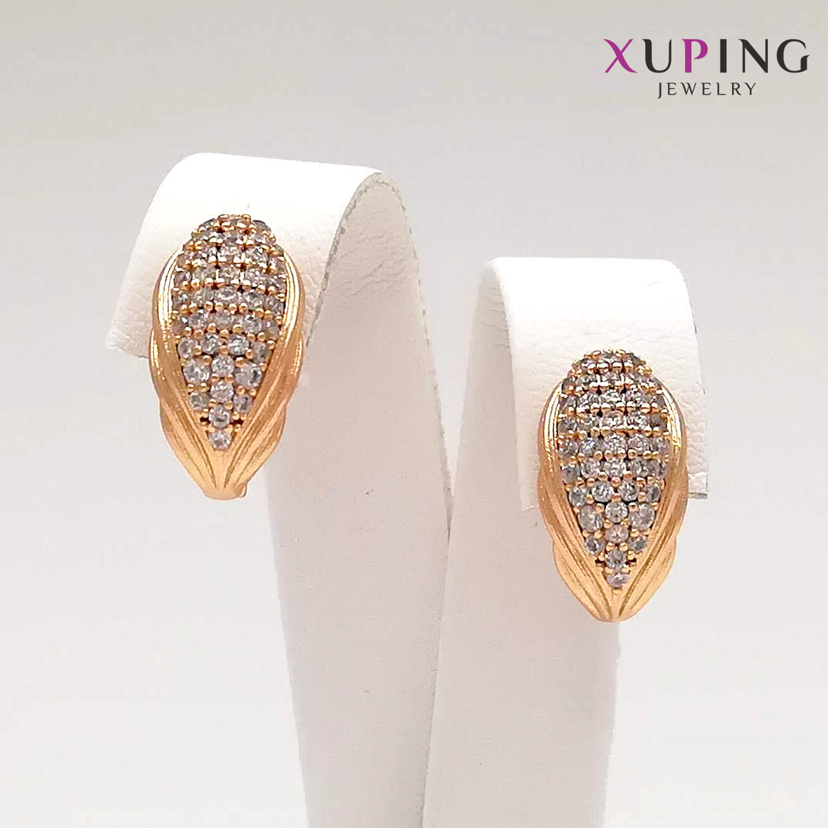 Сережки Xuping, розмір 16x8 мм, білі фіаніти (куб. цирконій), вага 5 г, позолота 18K, XР00796 (1).