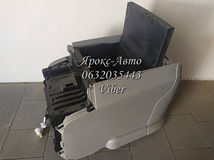 Передня підлогова центральна консоль Toyota Sienna Tan 000033554