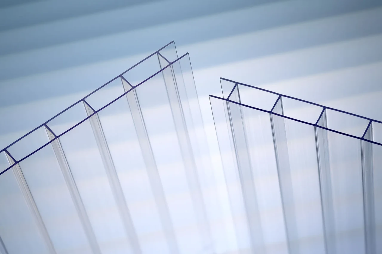 Бронза стільниковий полікарбонат Macrolux Multiwall 10 мм 2w 2100 х 6000 мм, фото 1