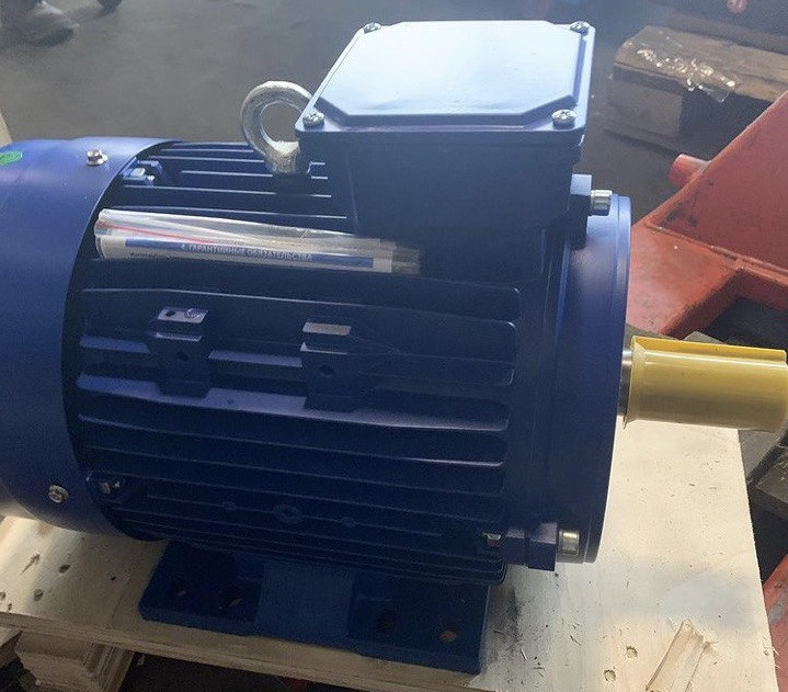 АИР100L4 (електродвигун АИР100L4 4 кВт 1500 об/хв)