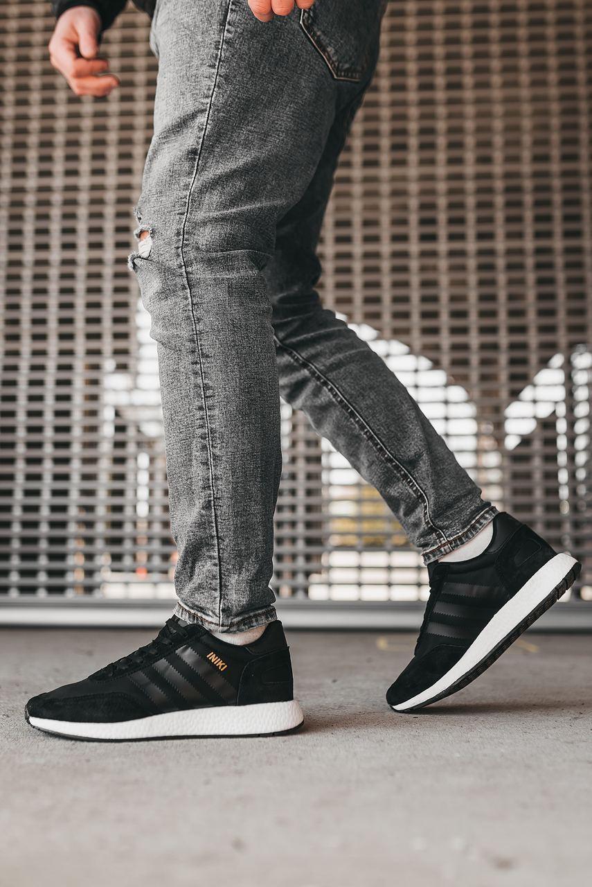 Кросівки чоловічі Adidas Iniki Black White Size 46