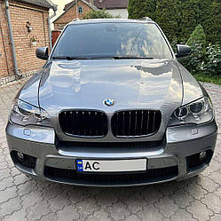 Решітки радіатора BMW X5 E70 ноздрі тюнінг (чорний глянц)