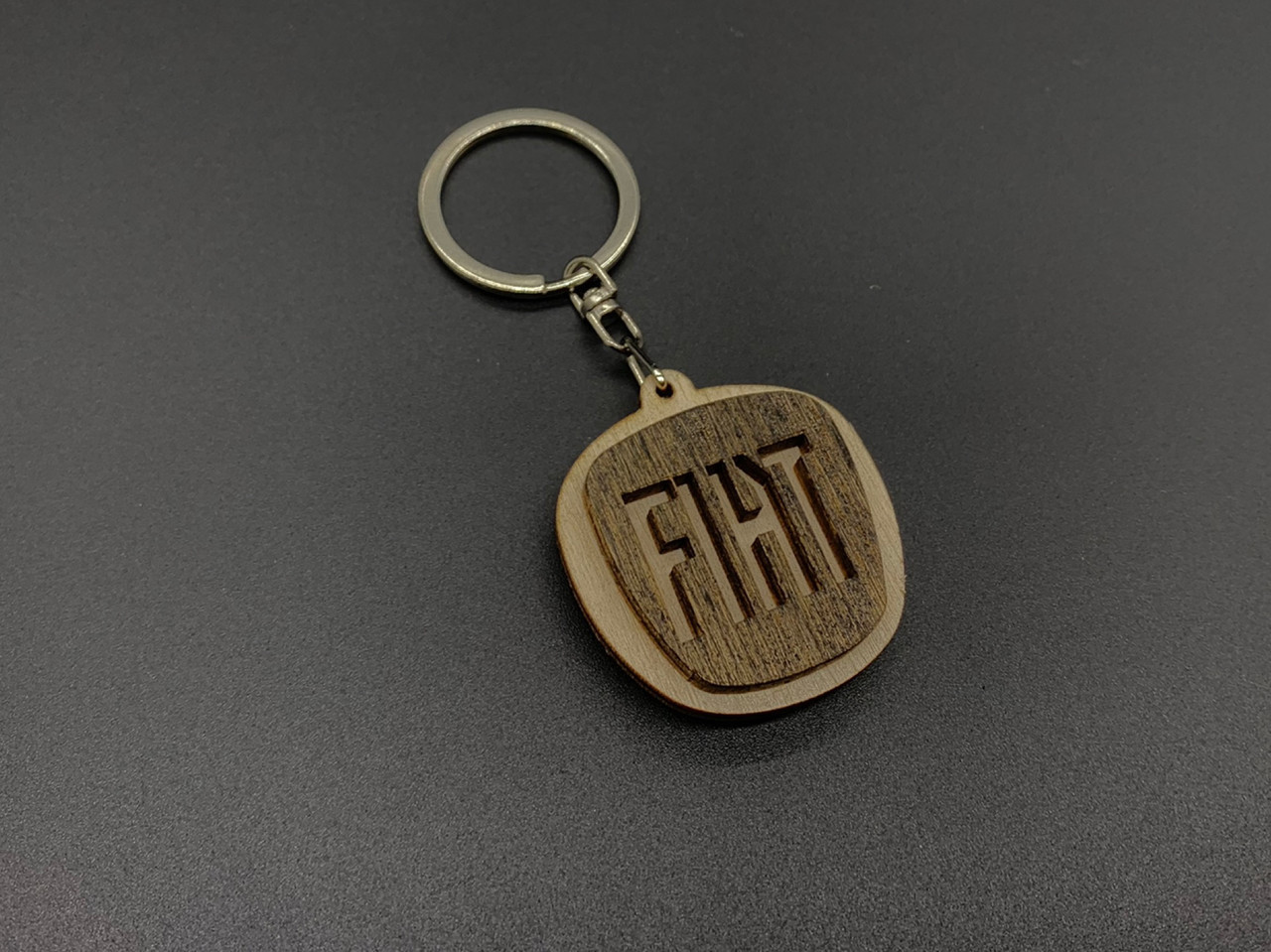 Брелок дерев'яний Fiat. 4см