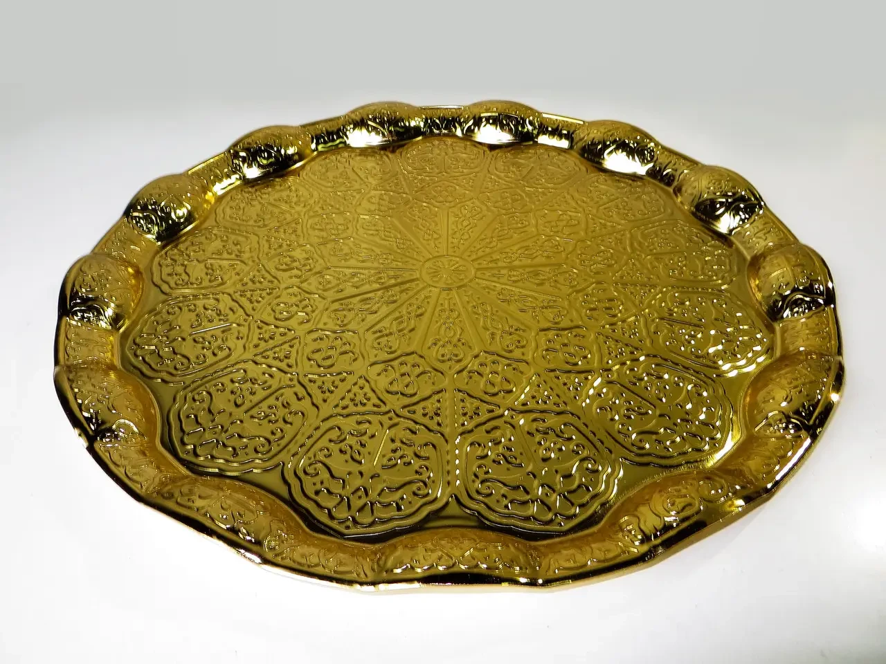 Турецкий кофеный поднос круглый металлический. 25 см Золотистый (ID ...