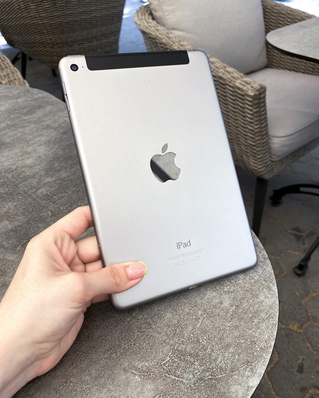 Планшет iPad mini 4 128Gb WiFi + LTE Space Gray Планшет iPad mini 4 128Gb WiFi + LTE Space Gray
