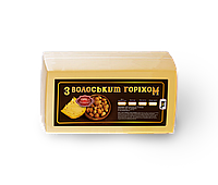 Сирний продукт «Український» з волоським горіхом 50% (брус)