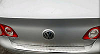 Накладки на задній бампер Volkswagen Passat B6 седан, з загином, модельна