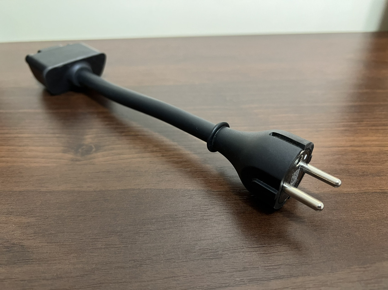 Купить Оригинальная Зарядка Tesla 32A, цена 12045 грн — Prom.ua (ID ...