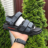 Чоловічі сандалії Adidas Adilette Sandals літаючі стильні сірі з чорним, фото 3