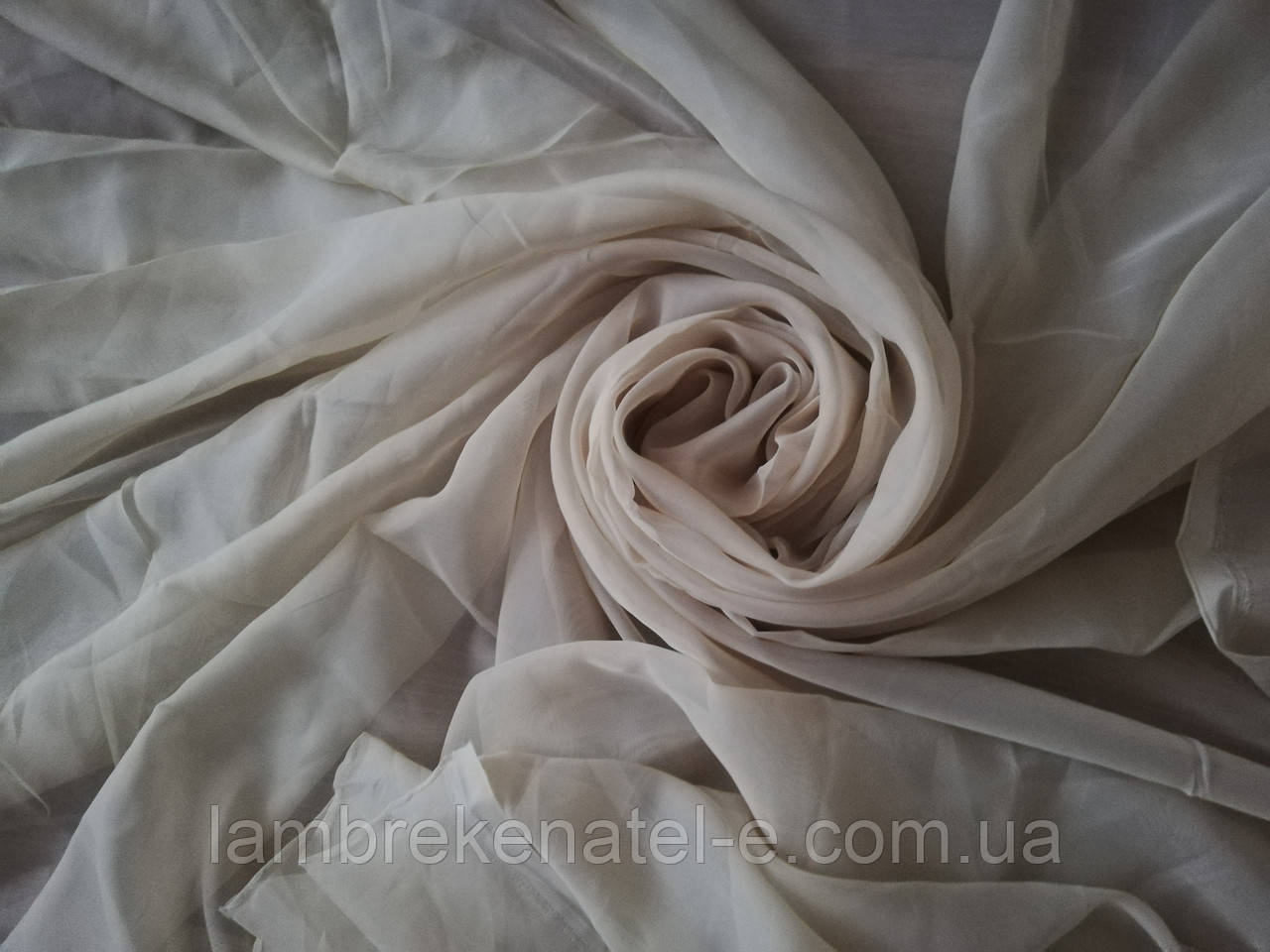 Тюль шифон кольору кави з молоком, залишок