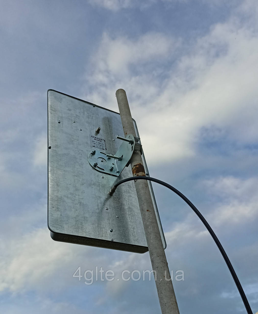 Антенна широкополосная MIMO 4G (824-2700 МГц, 2х17Дб) (ID#1635149222 ...