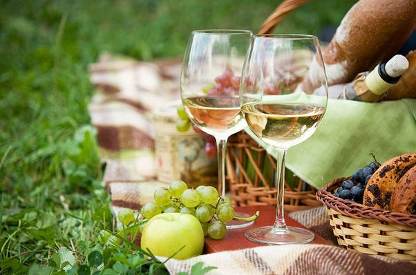 Вино шардоне сухе біле - особливості аромату та смаку