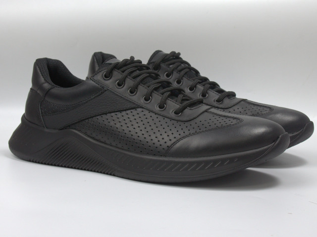 Облегченные летние кожаные мужские кроссовки обувь больших размеров Rosso Avangard DolGa Run All Black Perf BS