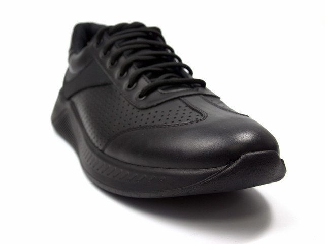 Облегченные летние кожаные мужские кроссовки обувь больших размеров Rosso Avangard DolGa Run All Black Perf BS