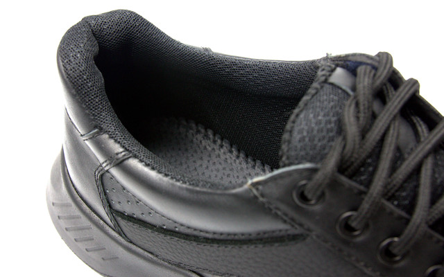 Облегченные летние кожаные мужские кроссовки обувь больших размеров Rosso Avangard DolGa Run All Black Perf BS