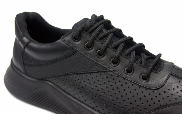 Облегченные летние кожаные мужские кроссовки обувь больших размеров Rosso Avangard DolGa Run All Black Perf BS