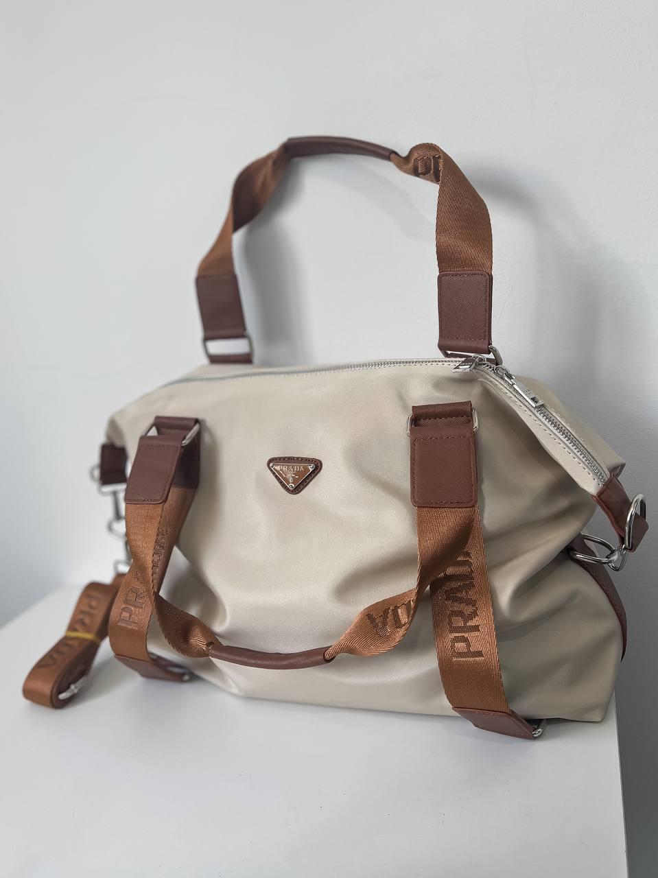 Жіноча сумка Прада бежева Prada Beige Speedy