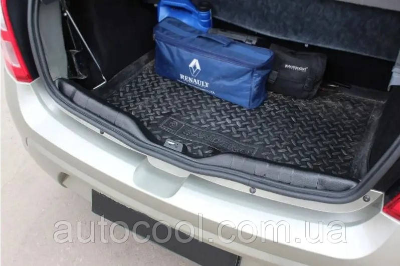 Накладка на поріг багажника Renault Sandero 2009-2013 р. в. Рено Сандеро