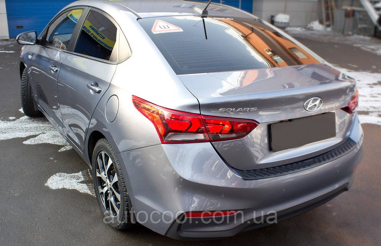 Накладка на задній бампер Hyundai Accent \ Solaris седан 2017+ р. в., фото 1