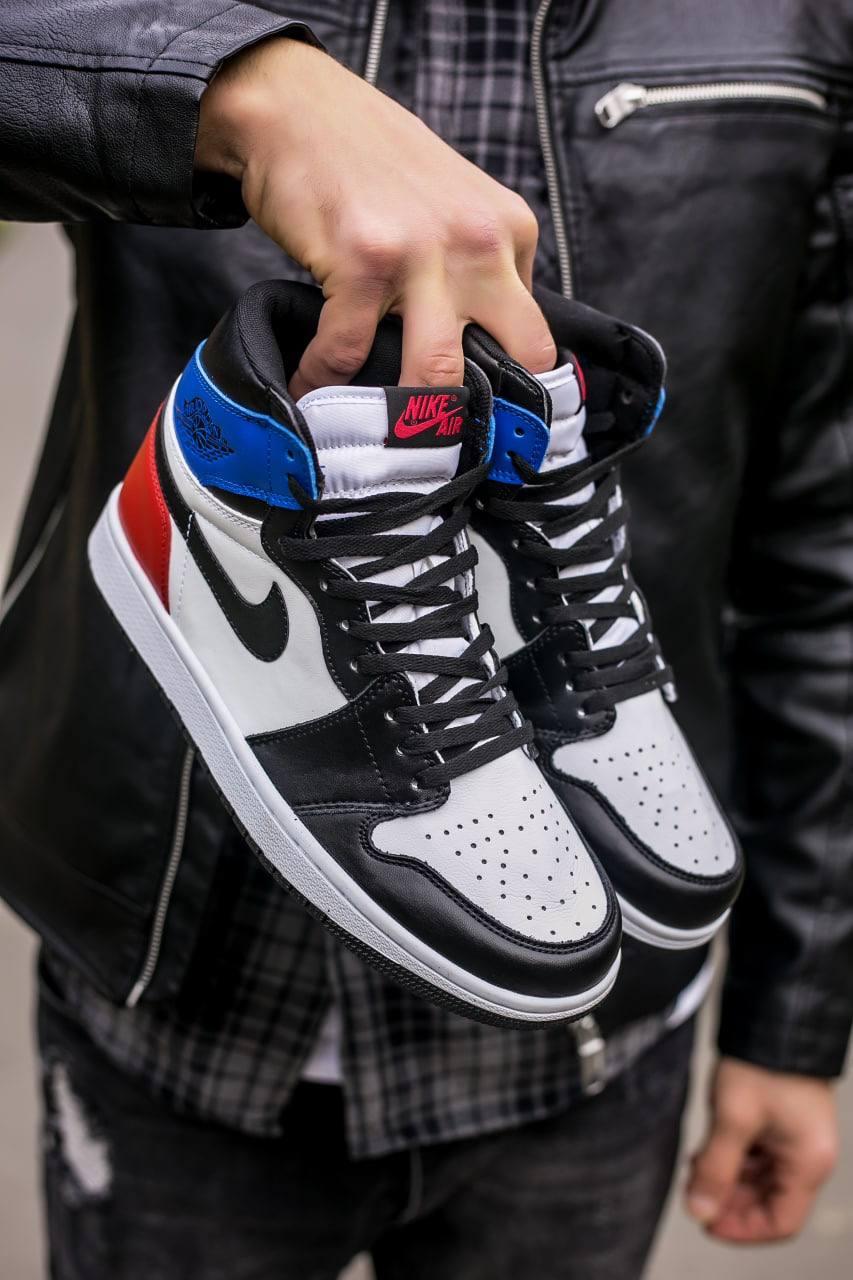 Кросівки чоловічі білі Nike Air Jordan 1 (04641)