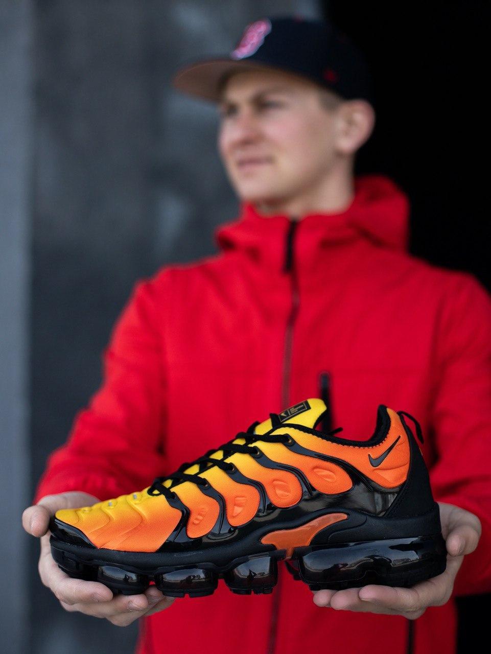 vapormax black orange crimson