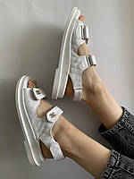 Женские босоножки сандалии Chanel Sandals White Летние босоножки кожаные на липучках белые легкие стеганные