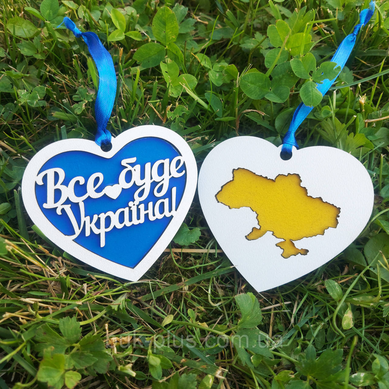 Український сувенір, брелок у формі серця  "Все буде Україна!"  8,5х7,5 см