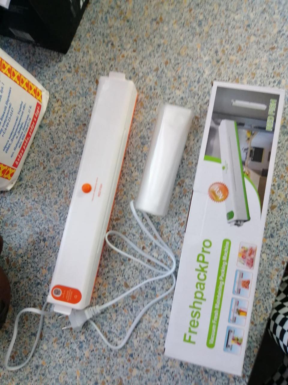 Вакуумний пакувальник FreshpackPro 8888, фото 1