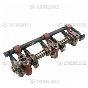 Вісь коромисел в зборі з коромислами і стійками KM385BT